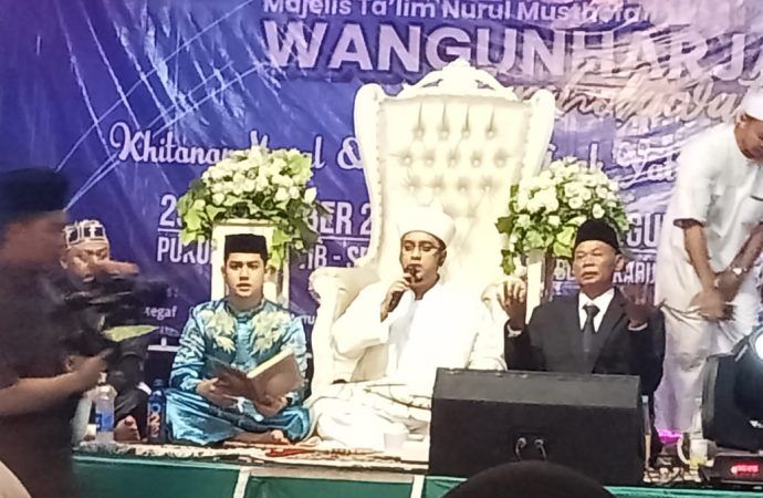 Desa Wangunharja Ber-Sholawat, Kuwu H. Sunanto Hadirkan Habib Hasan bin Ja’far Assegaf dan Celeb Syakir Daulay