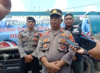 HUT Humas Polri Ke 72, Polres Majalengka Gelar Bakti Sosial Distribusi Air Bersih