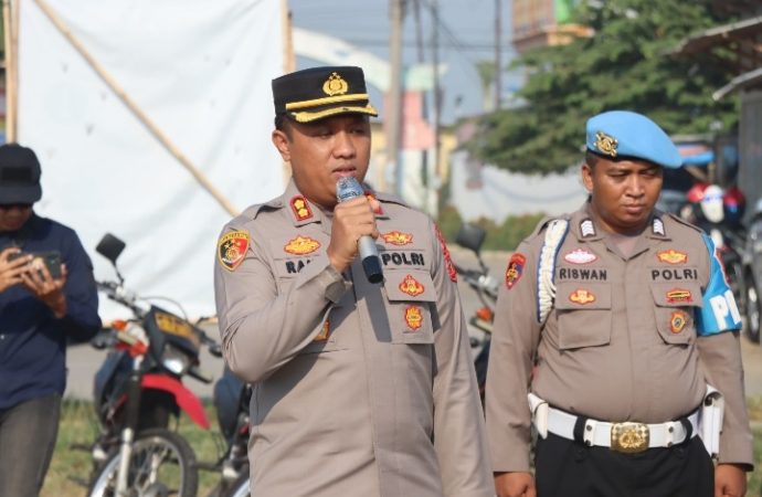 Kapolres Cirebon Kota Pimpin Pelaksanaan Apel Pra Tugas Pengamanan Kampanye Pilwu Serentak