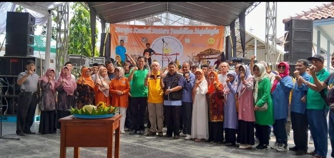 Temu Kangen SGB-SGA-KPG-SPG Negeri Majalengka, Menjalin Forum Silaturrahmi Alumni
