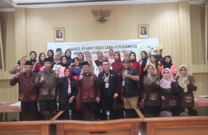 Lomba Nyanyi Solo Lagu Perjuangan, Bupati Imron Ajak Generasi Muda Paham Sejarah Kemerdekaan Indonesia
