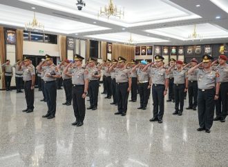 Kapolri Naikan Pangkat 45 Pati Polri, Ada Satu Polwan Jadi Jenderal