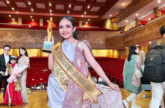 Olivia, Putri Kesenian Indonesia 2023 Bertekad Harumkan Brebes