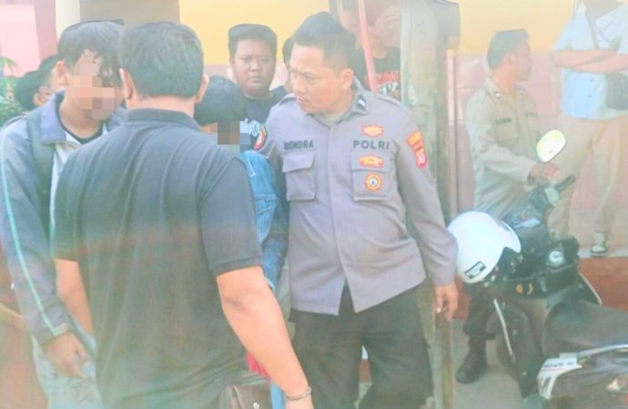 Respon Cepat Polsek Depok Bubarkan Tawuran Antar Pelajar di Kecamatan Plumbon