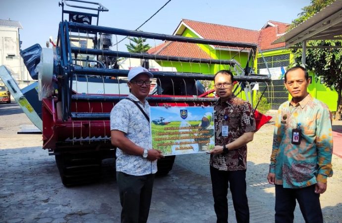 Pemda Tegal Dorong Peningkatan Produk Pertanian, Modernisasi Alat Permudah Proses Panen