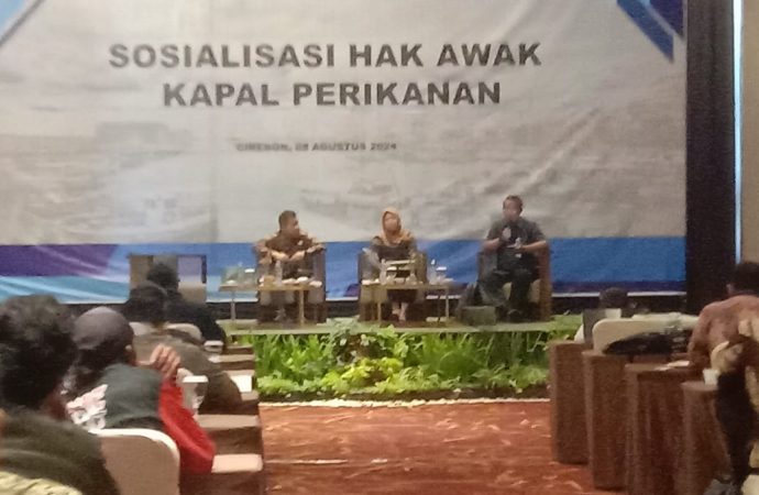 Kemenko Marvest Sosialisasi Hak Awak Kapal Perikanan di Cirebon