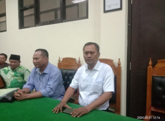 Forum Masyarakat Ambulu Peduli Menghendaki Kuwu 2 Periode Turun dari Jabatan