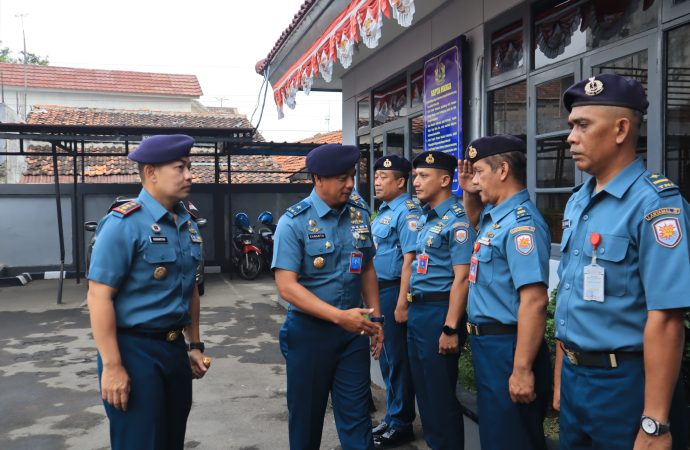 Danlanal Cirebon Sambut Kedatangan Tim Audit It Koarmada I di Mako Lanal Cirebon