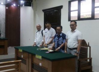 Sidang Pokok Perkara Ambulu, Pelapor dan Terlapor Lakukan Replik dan Duplik via Online