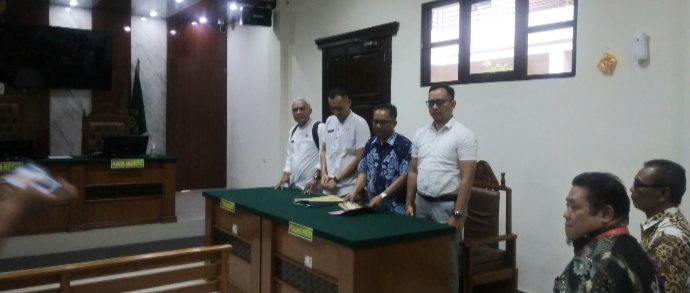 Sidang Pokok Perkara Ambulu, Pelapor dan Terlapor Lakukan Replik dan Duplik via Online