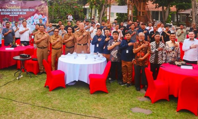 Pj Wali Kota Cirebon Tekankan Peran Media dan Pendidikan Pemilih pada Pilkada 2024
