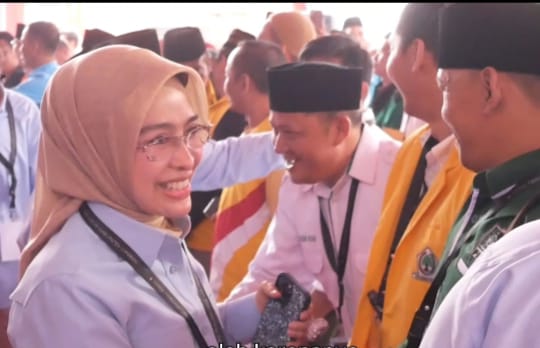 Kunci Kemajuan Pembangunan Kabupaten Cirebon adalah Pemimpin Yang Memiliki Leadership
