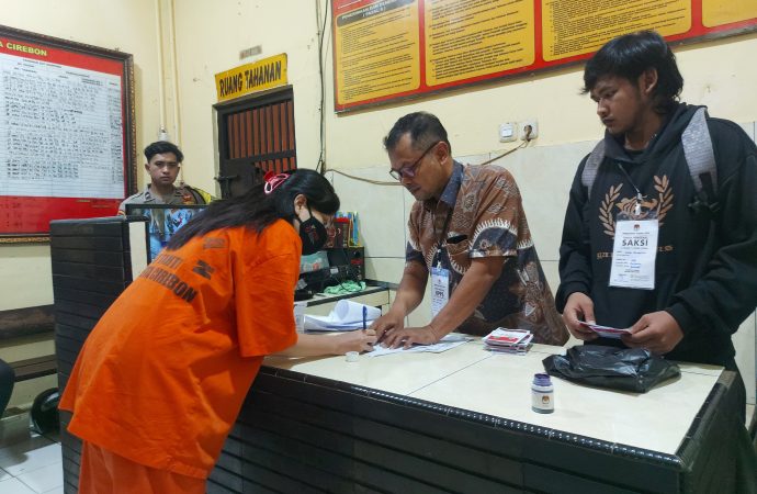 Polresta Cirebon Berikan Pelayanan Pencoblosan di TPS Rutan Polresta Cirebon