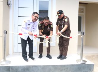 Pemkab Brebes Bantu Perumahan Kejaksaan Negeri