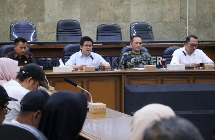 Maraknya Pasar Tumpah di Sejumlah Pasar, Dapat Sorotan Komisi II