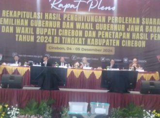 KPU Kabupaten Cirebon Laksanakan Rapat Pleno Rekapitulasi Hasil Pilkada Serentak 2024