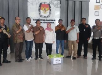 KPUD Kabupaten Cirebon Kawal Kotak Hasil Pleno Rekapitulasi Suara Pilkada ke-Provinsi