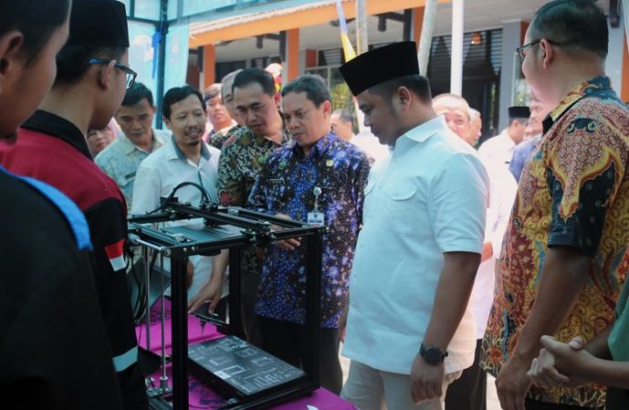 Siapkan Lulusan SMK Siap Kerja, dengan Teaching Factory