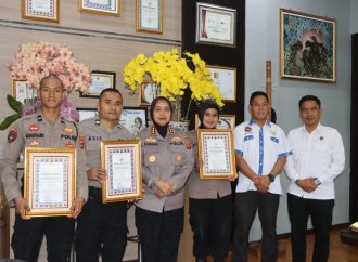 3 Personel Polresta Cirebon Raih Medali Perak dan Peringgu Kejuaraan Karate Kapolri Cup