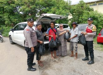Kapolsek Sumber Polresta Cirebon, Baksos dan Serahkan Bantuan untuk Korban Banjir