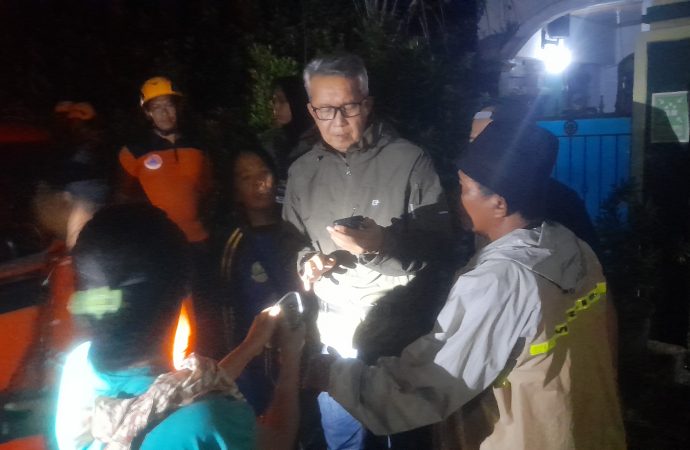Banjir di Kota Cirebon, Pj Walikota Tinjau dan Siapkan Langkah Antisipasi