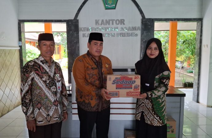Kemenag Peduli, salurkan Bantuan Pasca Banjir
