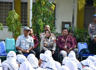 Beri Edukasi Hukum di Kalangan Pelajar, Polresta Cirebon Gelar Police Goes To School