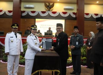 Usai Dilantik Presiden Prabowo, Mitha-Wurja Serah Terima Jabatan
