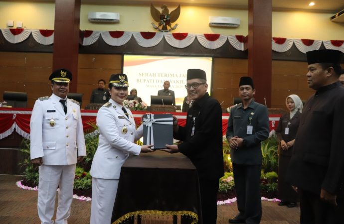 Usai Dilantik Presiden Prabowo, Mitha-Wurja Serah Terima Jabatan