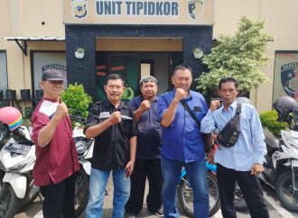 Sambangi Unit Tipidkor Polresta Cirebon, Endi cs Pertanyakan Progres Laporan Warga Wanasaba Kidul