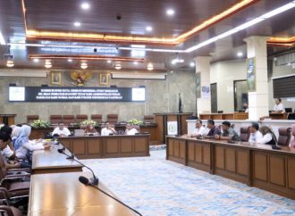 Komisi III Bahas Kebijakan Pelajaran Muatan Lokal Bersama Akademisi dan Budayawan