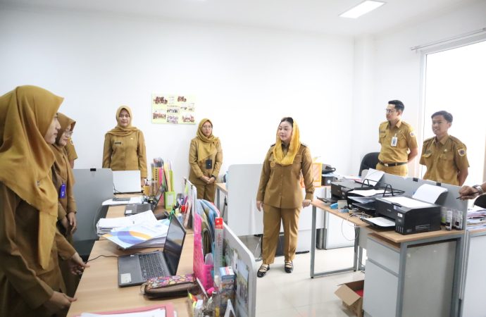 Pesan Bupati Brebes Di Hari Kerja Pertama