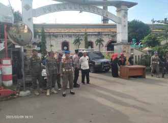 DPC PSIB Kab. Cirebon Gandeng Satpol PP dan Polsek Karangsembung dalam Pembagian Takzil