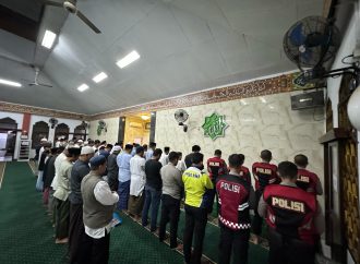 Polresta Cirebon Gelar Patroli Sahur dilanjutkan Shalat Subuh Berjamaah