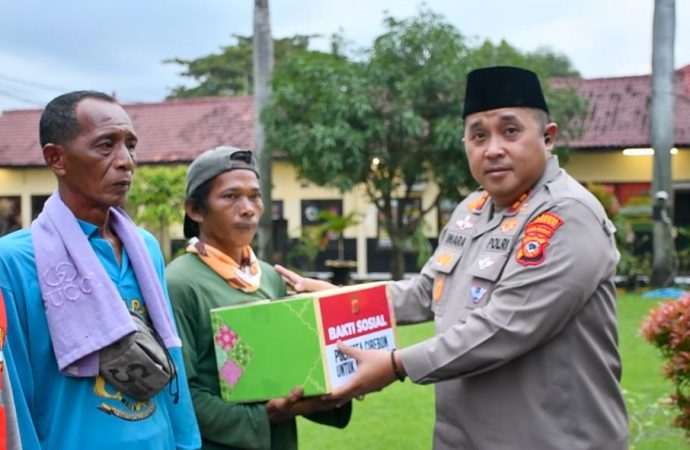 Ramadhan, Polresta Cirebon Ikuti Zoom Meeting Bersama Kapolri dan Bakti Sosial Polri