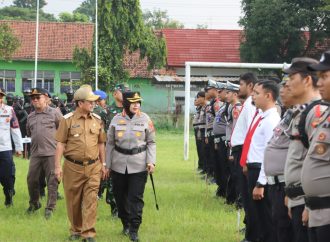 Kapolresta Cirebon Pimpin Apel Gelar Pasukan Operasi Ketupat 2025