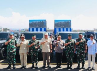 Menhan Serahkan 700 Unit Maung MV3 Produk PT Pindad kepada TNI-Polri