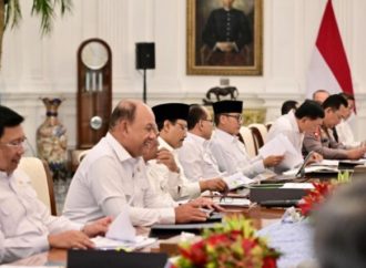 Menhan Hadiri Ratas Pimpinan Presiden, Dorong Pembentukan Koperasi Desa Merah Putih