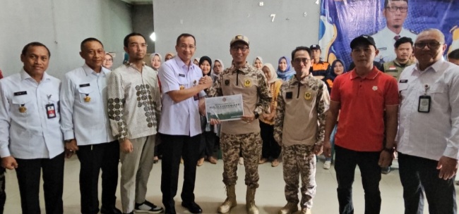Kemhan Salurkan Bantuan untuk Korban Banjir Bandang di Citeureup