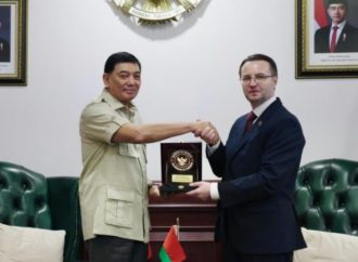 Menhan Sjafrie Menerima Kunjungan Dubes Belarus, Perkuat Kerja Sama Pertahanan