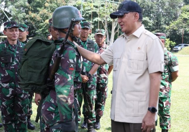 Menhan Tinjau Proses Pendidikan di Secata Rindam II/Sriwijaya, Lahat