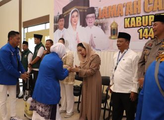 Bupati Brebes Lepas 1.038 Calon Jamaah Haji