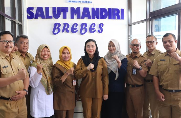 Salut Mandiri Brebes Sokong Satu Keluarga Satu Sarjana