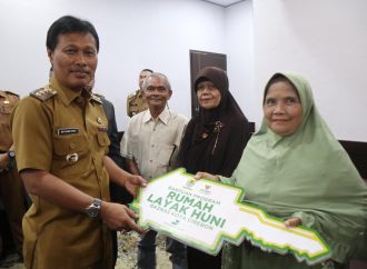Wujudkan Hunian Layak, Pemkot Cirebon dan Baznas Salurkan Bantuan Rehab untuk 22 Rumah