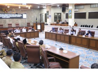 Komisi III DPRD Kota Cirebon Minta Kebijakan Sekolah Tak Sesuai Aturan dan Kesepakatan Orang Tua Dihentikan