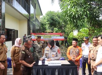 Polresta Cirebon Musnahkan Miras dan Knalpot Tidak Sesuai Spesifikasi Teknis
