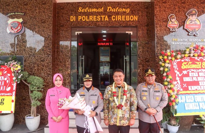 Kombes Pol. Imara Utama Resmi Gantikan Kombes Pol. Sumarni, Perkuat Kinerja, Pelayanan Polresta Cirebon