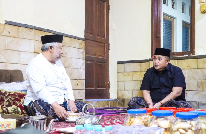 Kapolresta Cirebon Perkuat Sinergitas Kamtibmas melalui Silaturahmi ke Pondok Pesantren