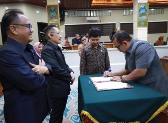 DPRD Kota Cirebon Umumkan Perubahan Susunan Fraksi dan Alat Kelengkapan Dewan