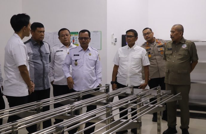 Wabup Wurja Resmikan Dapur SPPG 03, Siap Produksi 2.500 Porsi MBG per Hari